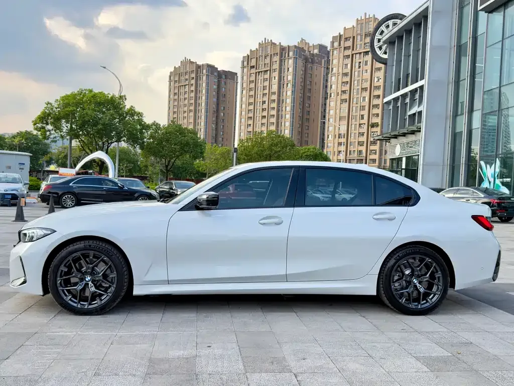 BMW 3 Series — фото 10
