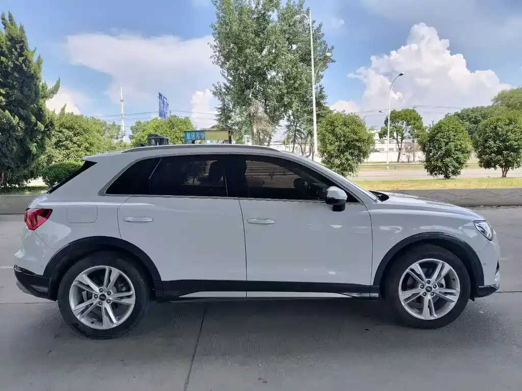 Audi Q3 — фото 7