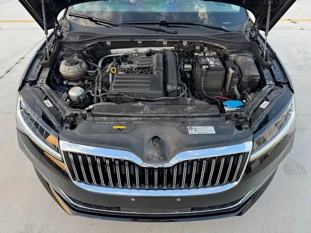 Skoda Superb — фото 9