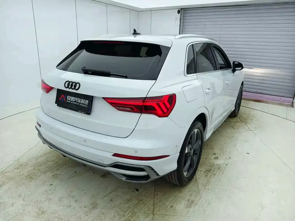 Audi Q3 — фото 3