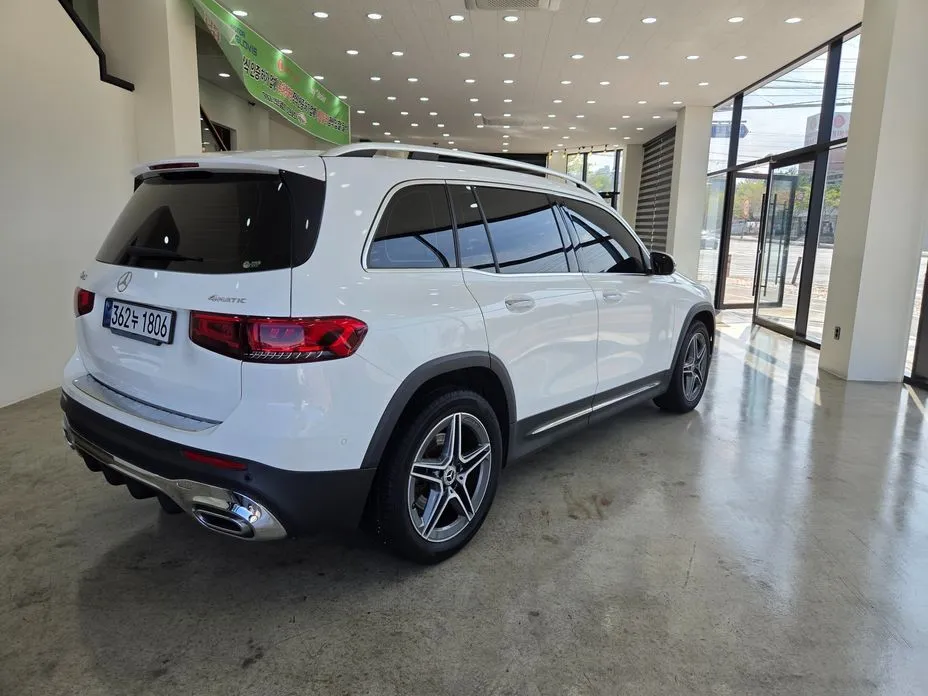 Mercedes-Benz GLB-Class — фото 10