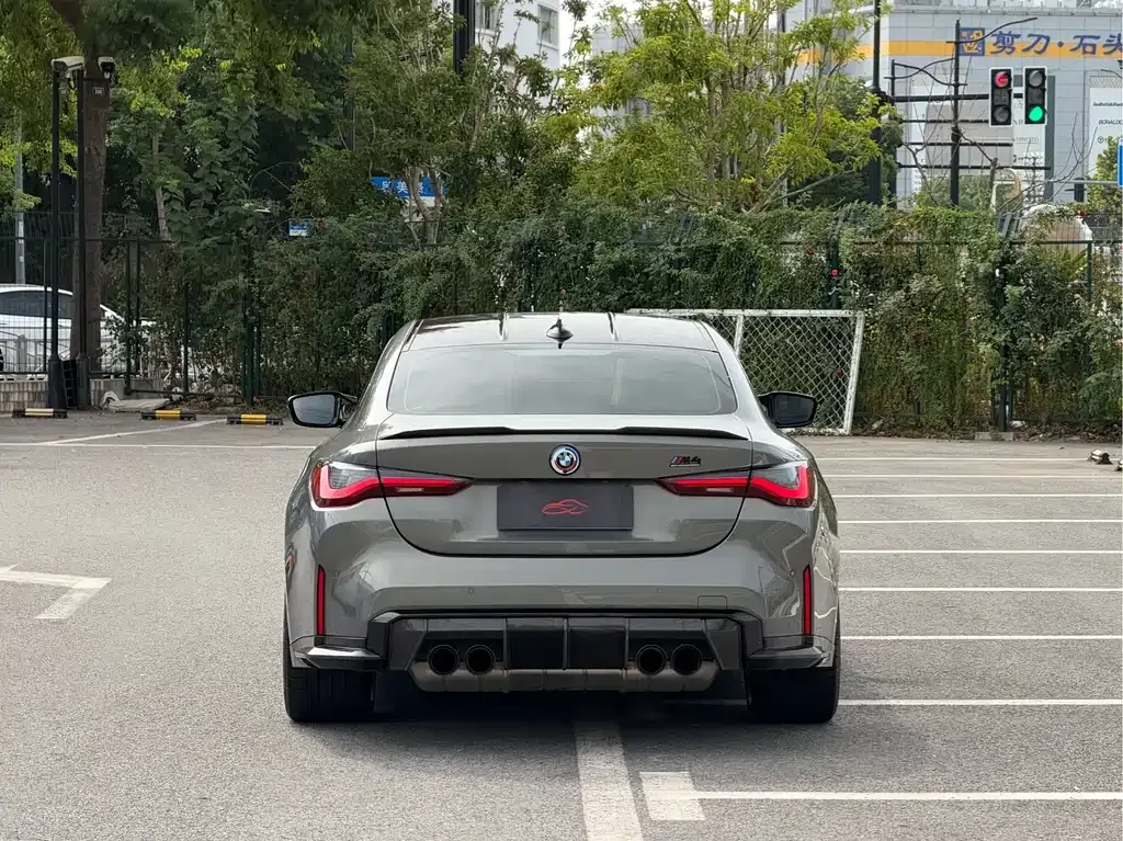 BMW M4 — фото 2