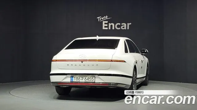 Hyundai Grandeur — фото 10