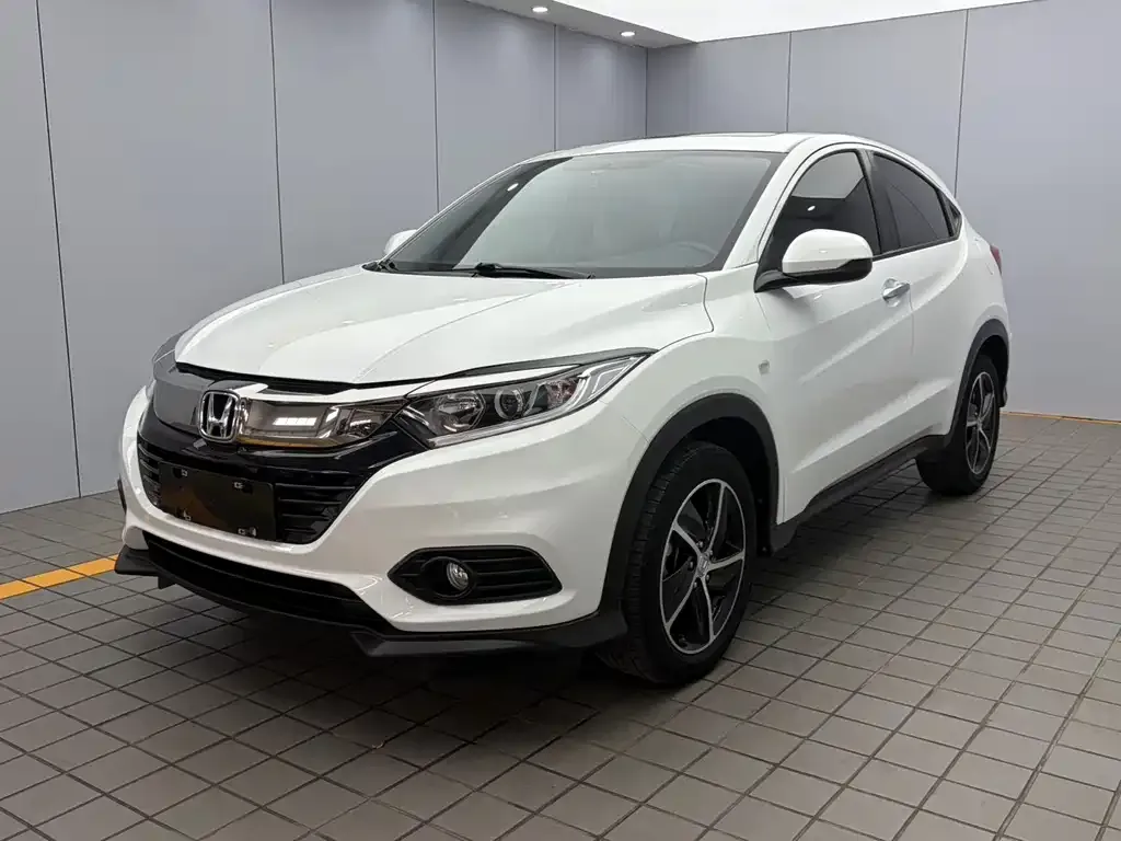 Honda Vezel — фото 1