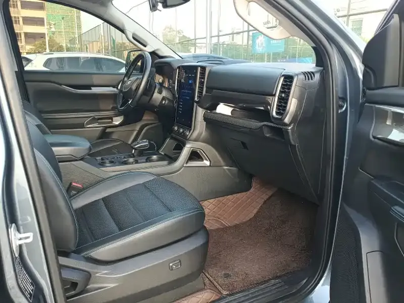 Ford Ranger — фото 10