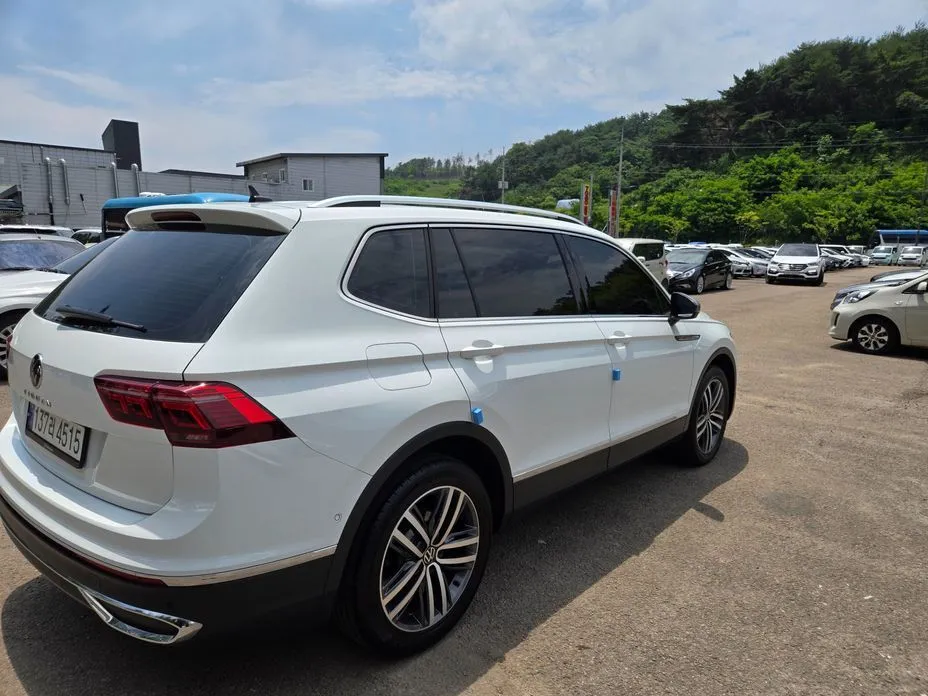 Volkswagen Tiguan — фото 6