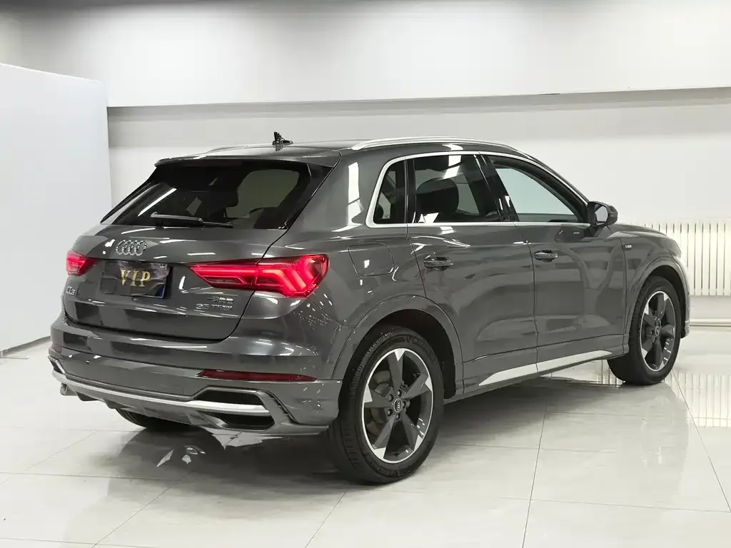 Audi Q3 — фото 2