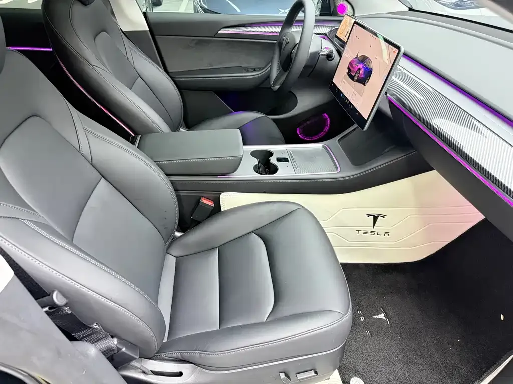Tesla Model Y — фото 7