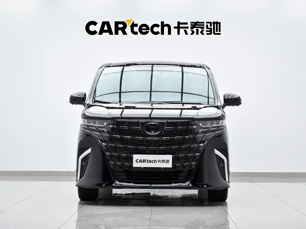 Toyota Alphard — фото 4