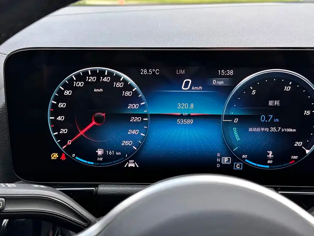 Mercedes-Benz GLA — фото 2