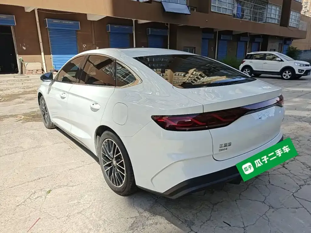 BYD Qin L — фото 9