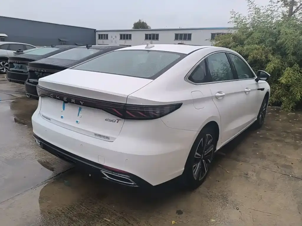 Chery Arrizo 8 PRO — фото 4