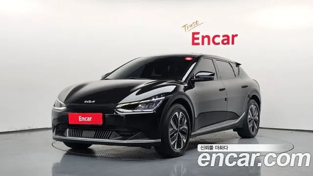 Kia EV6 — фото 1