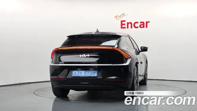 Kia EV6 — фото 5