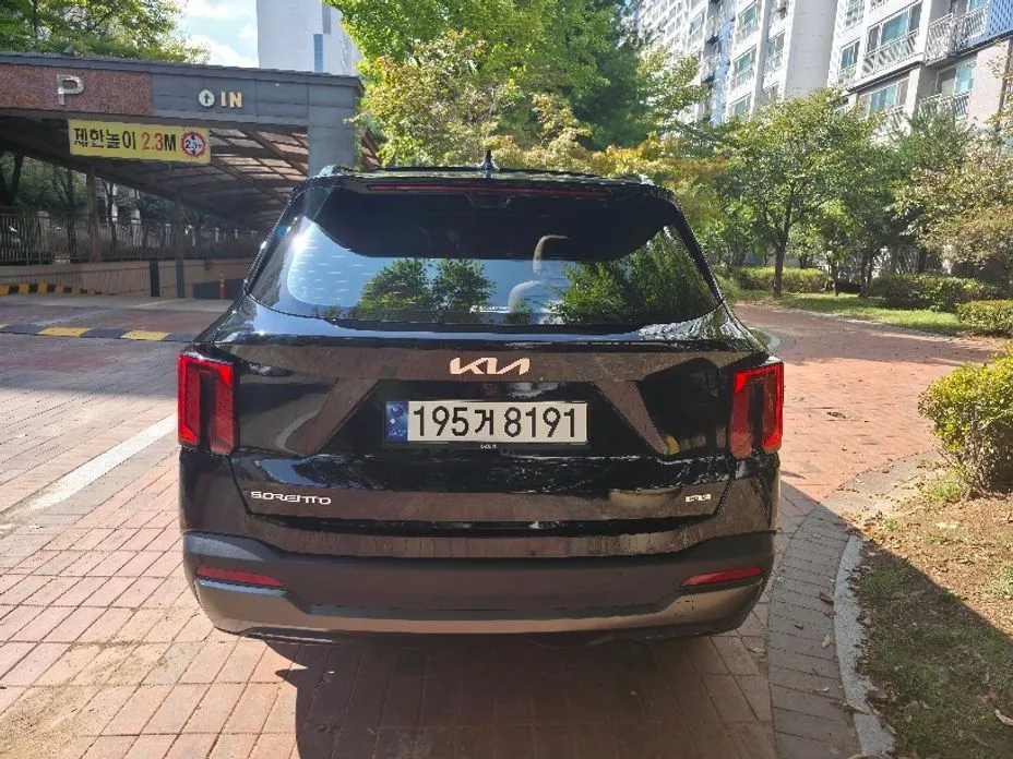 Kia Sorento — фото 9