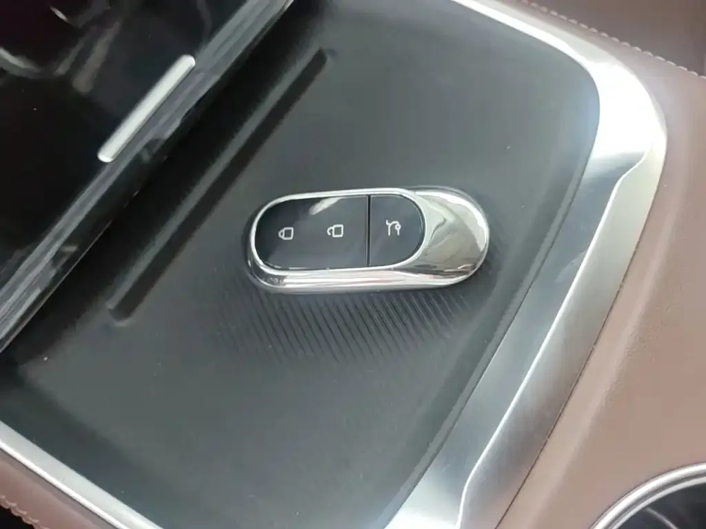 Leapmotor C11 — фото 2