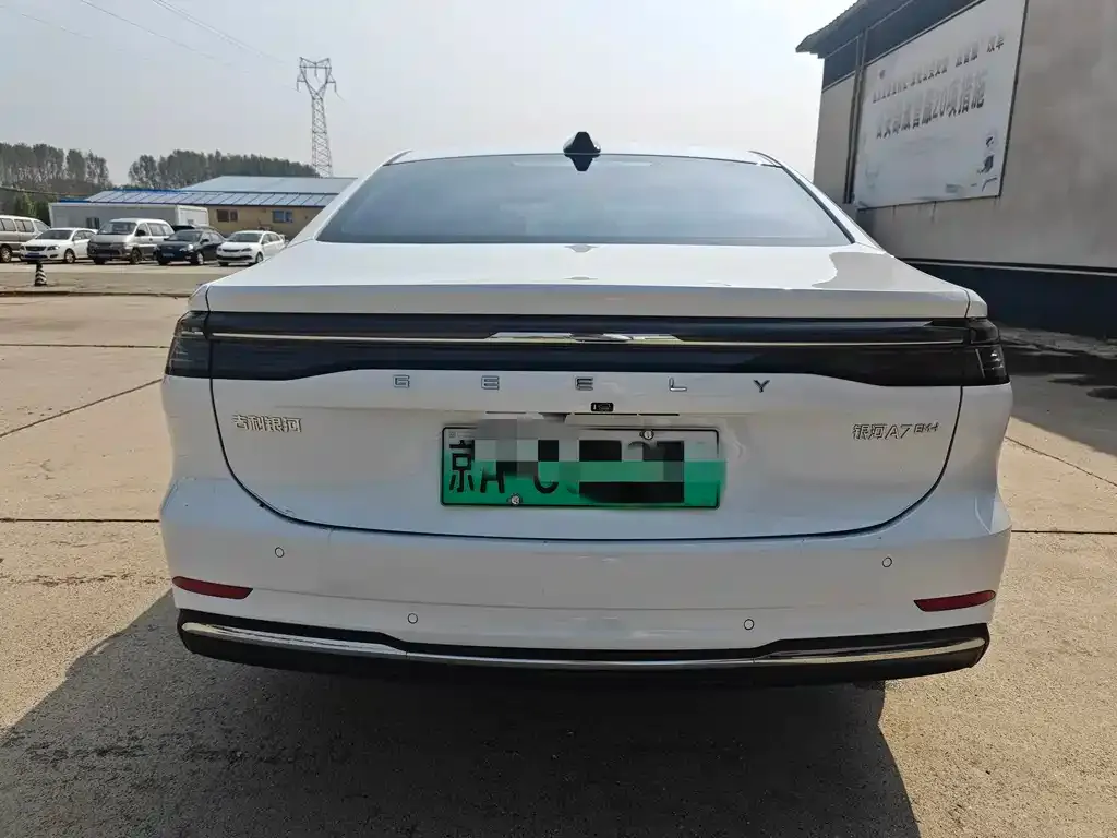 Geely Galaxy A7 EM — фото 4
