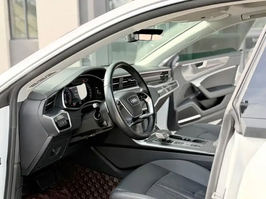 Audi A7 — фото 6
