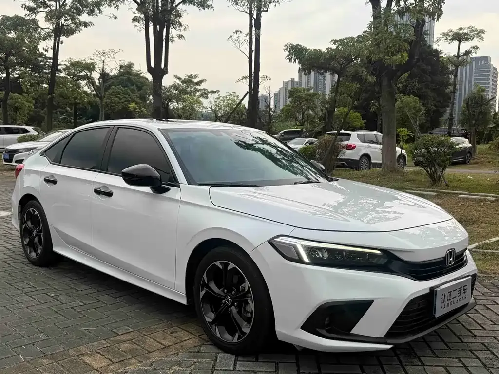 Honda Civic — фото 2
