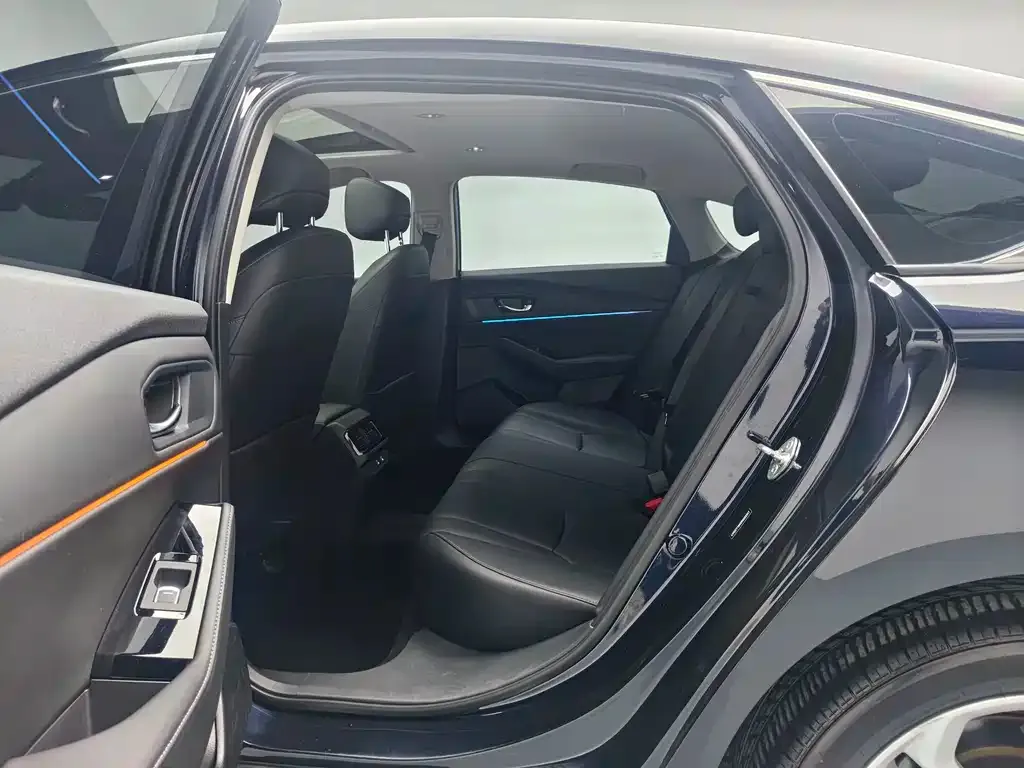 Honda Accord — фото 10