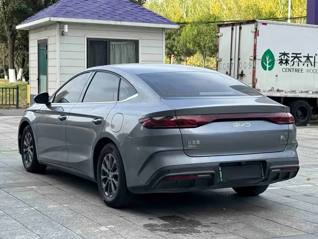 BYD Qin L — фото 7
