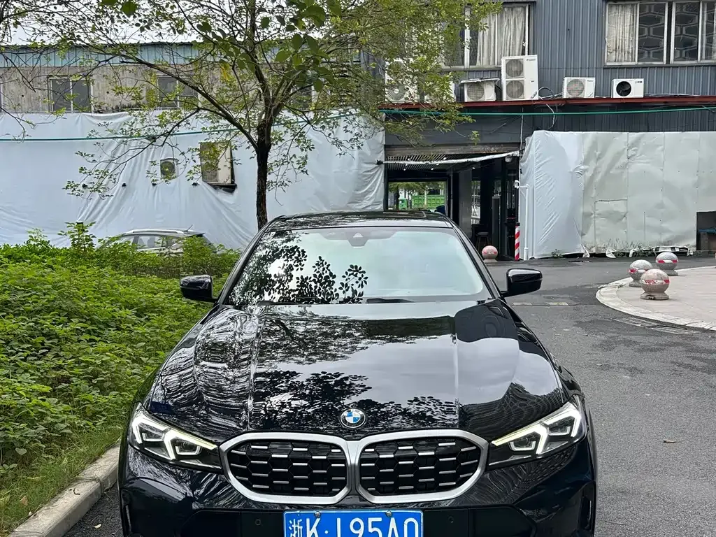 BMW 3 Series — фото 1