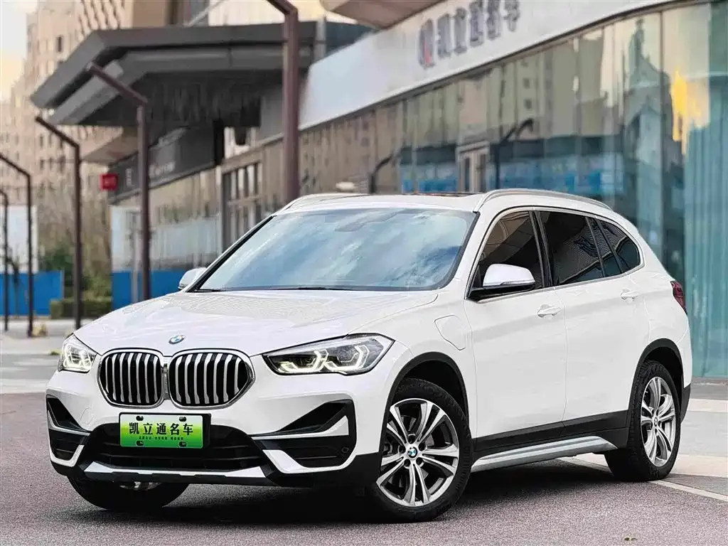BMW X1 New Energy — фото 1