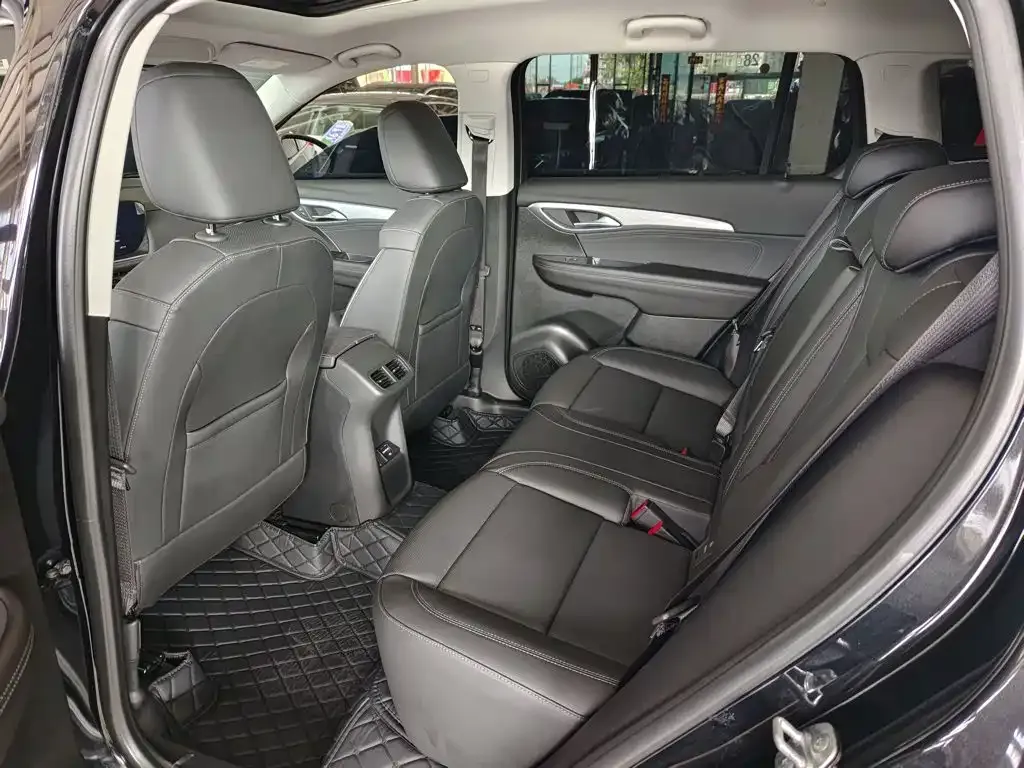 Buick Envision Plus — фото 6