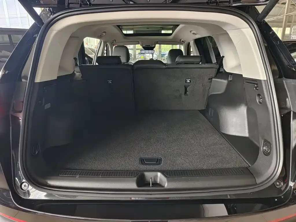 Buick Envision Plus — фото 10
