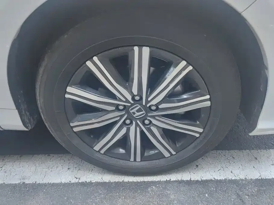 Honda Odyssey — фото 10
