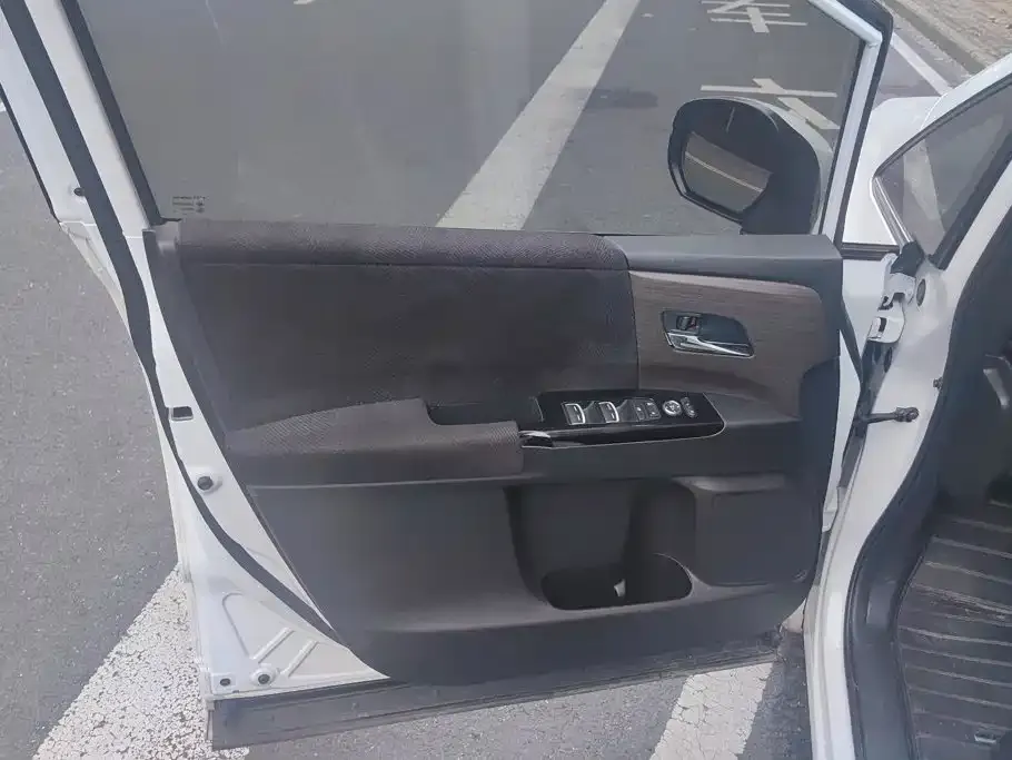 Honda Odyssey — фото 6
