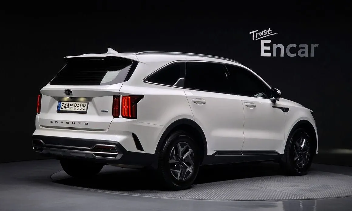 Kia Sorento — фото 4