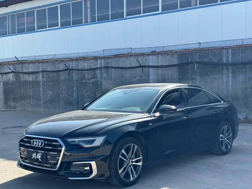 Audi A6L — фото 9