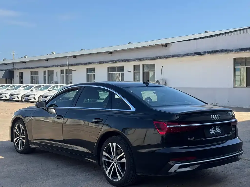 Audi A6L — фото 5