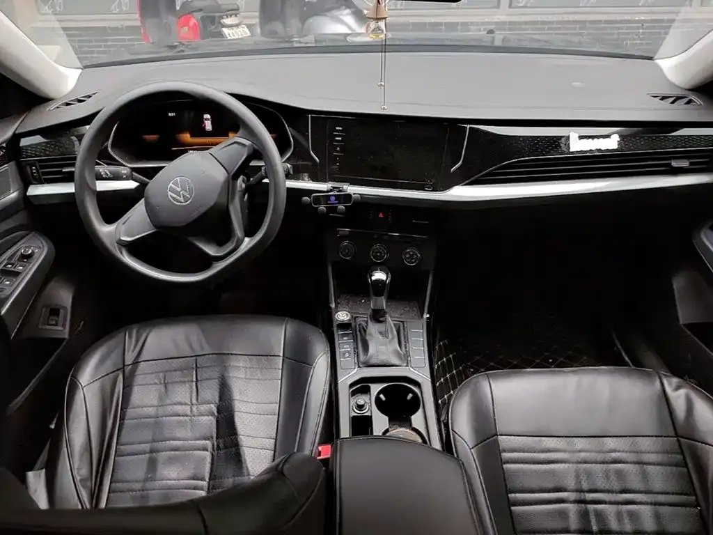 Volkswagen Passat — фото 5
