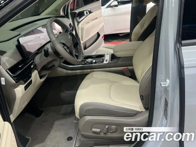 Kia Carnival — фото 6