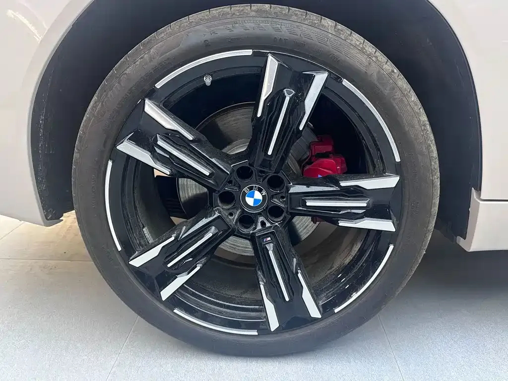 BMW X3 M50 — фото 8