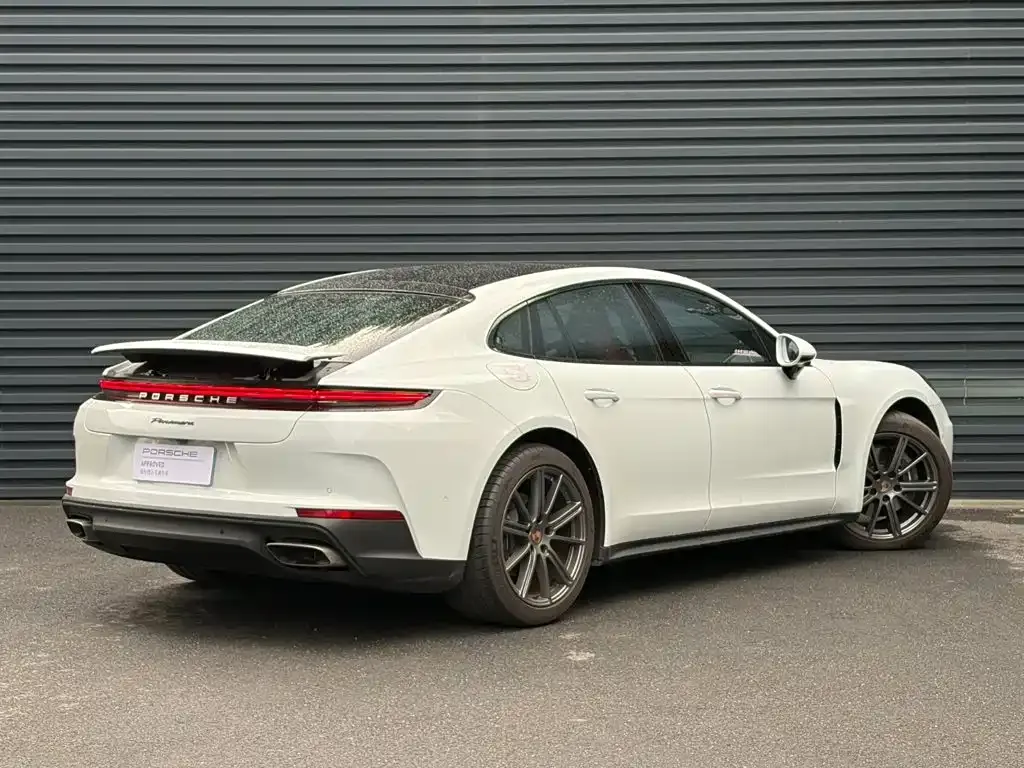 Porsche Panamera — фото 10