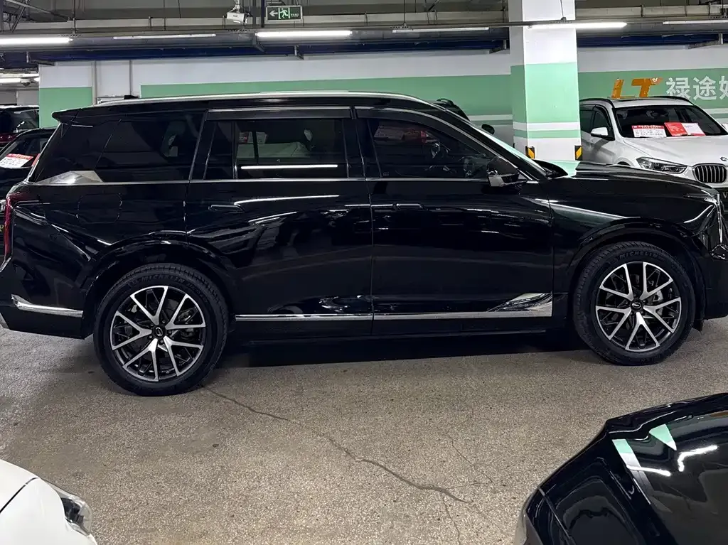 GAC Motor Trumpchi GS8 — фото 10