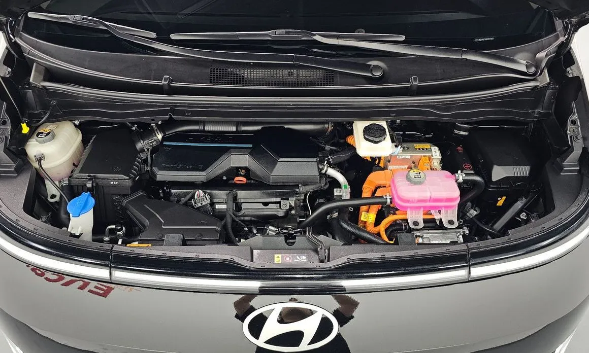 Hyundai Staria — фото 9