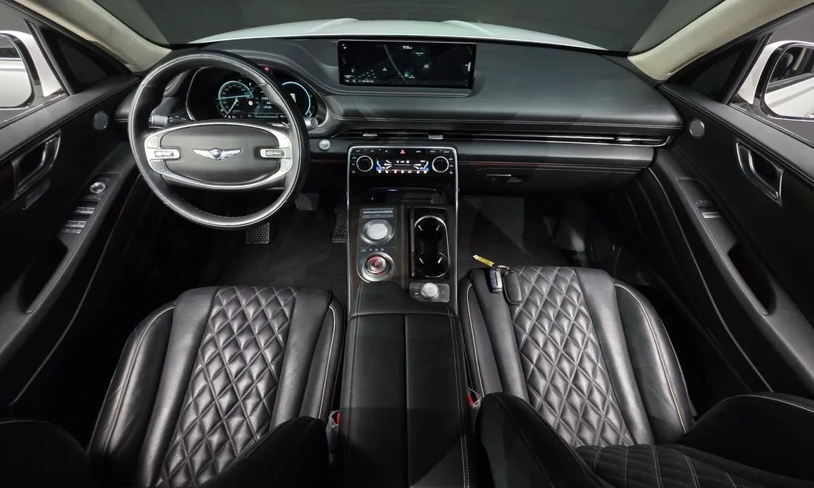 Genesis GV80 — фото 10