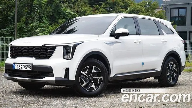 Kia Sorento — фото 10