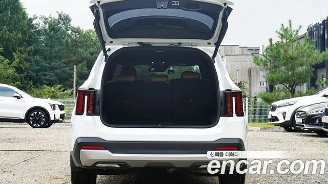 Kia Sorento — фото 3
