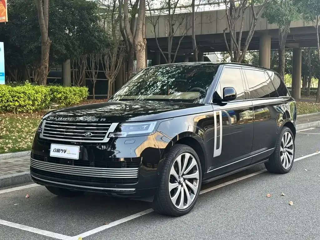 Land Rover Range Rover — фото 1