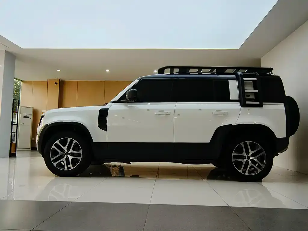 Land Rover Defender — фото 2