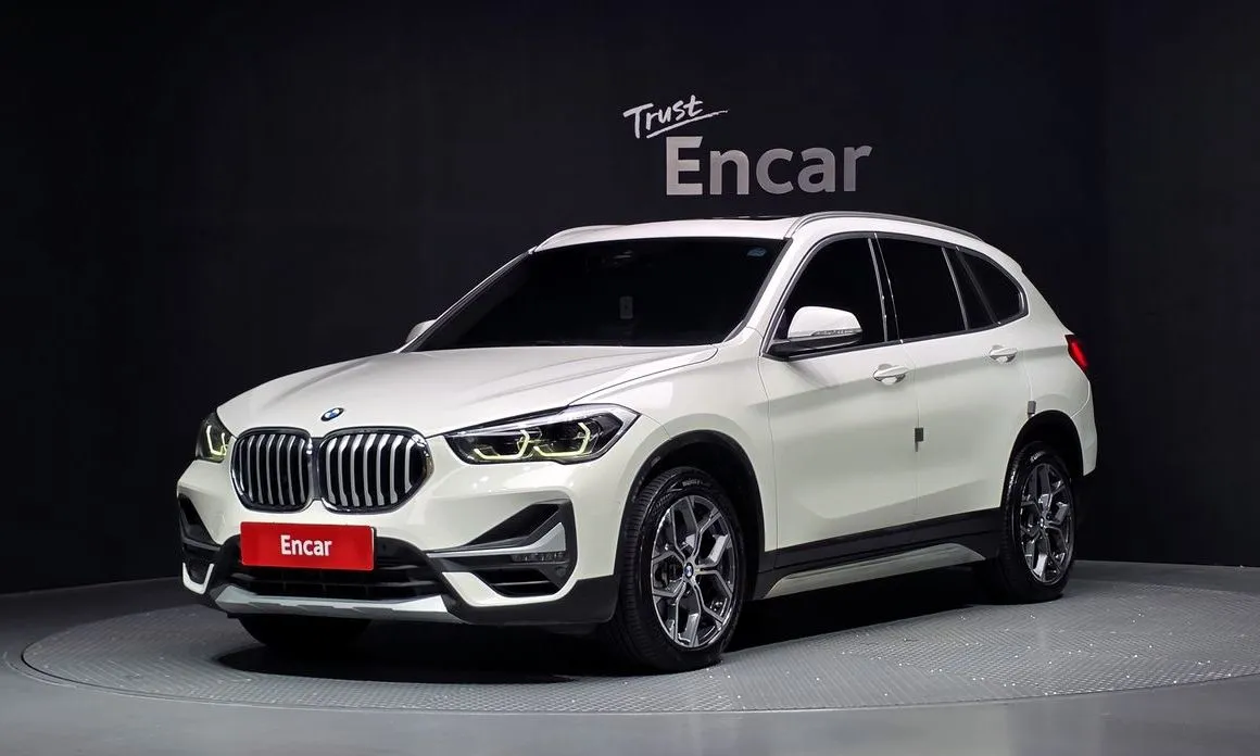 BMW X1 — фото 1