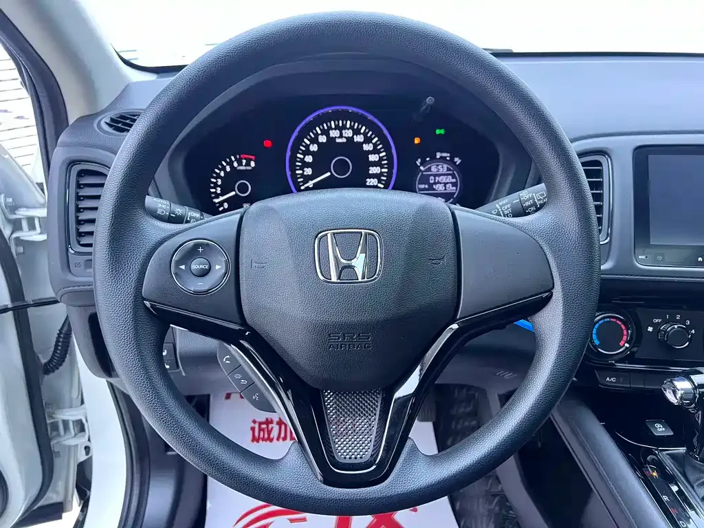 Honda Vezel — фото 10