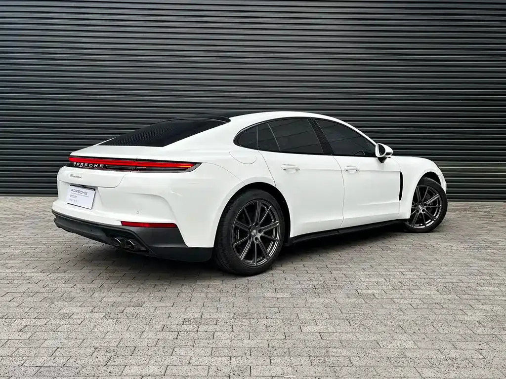 Porsche Panamera — фото 10