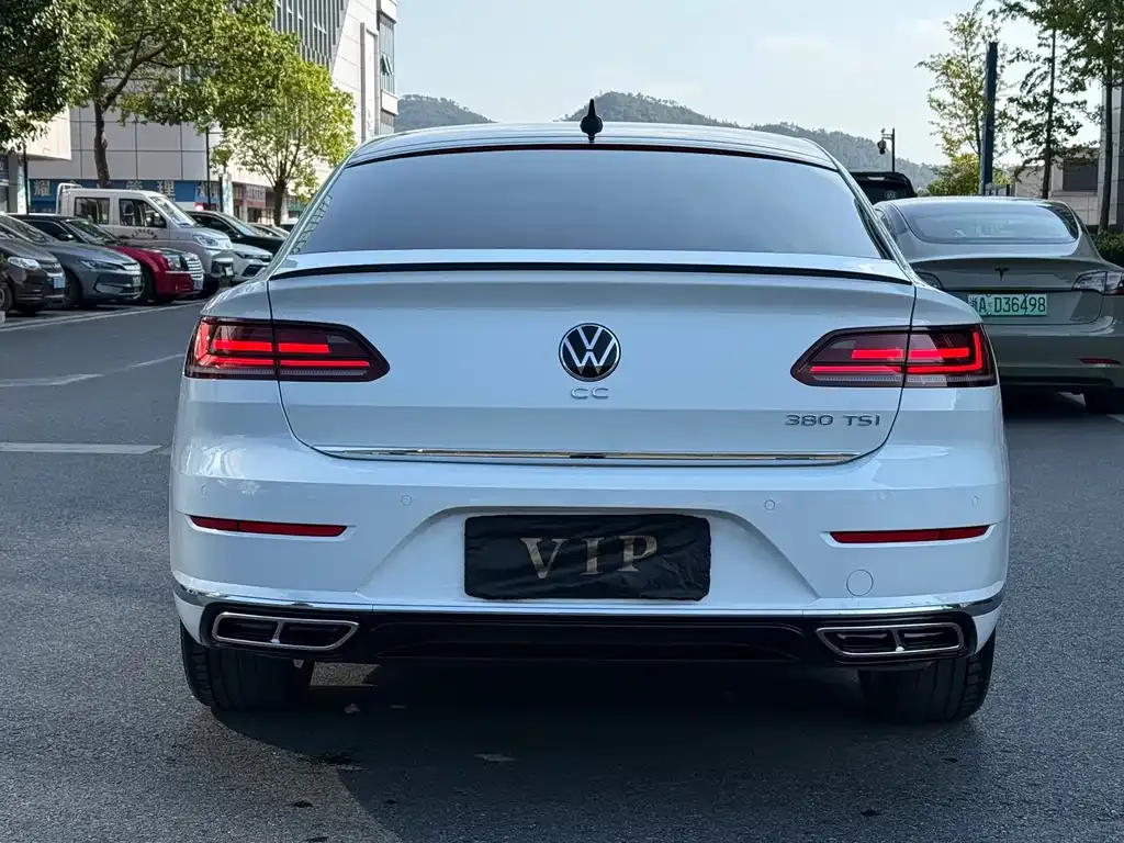 Volkswagen CC — фото 4