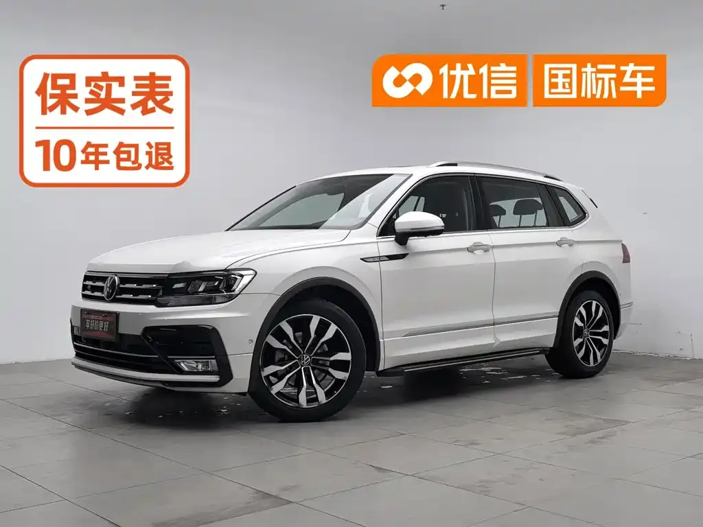 Volkswagen Tiguan L — фото 1
